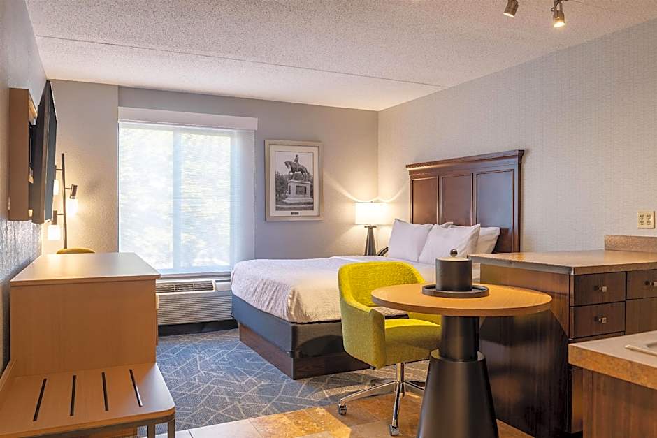 Photo 1 of 7 of Studio 1 Queen Bed Suite