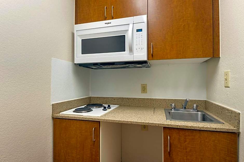 Hometowne Studios Dallas - Irving