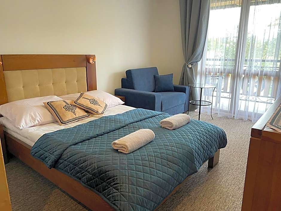 Willa Królewska - Wellness SPA - widokowe Pokoje i Apartamenty