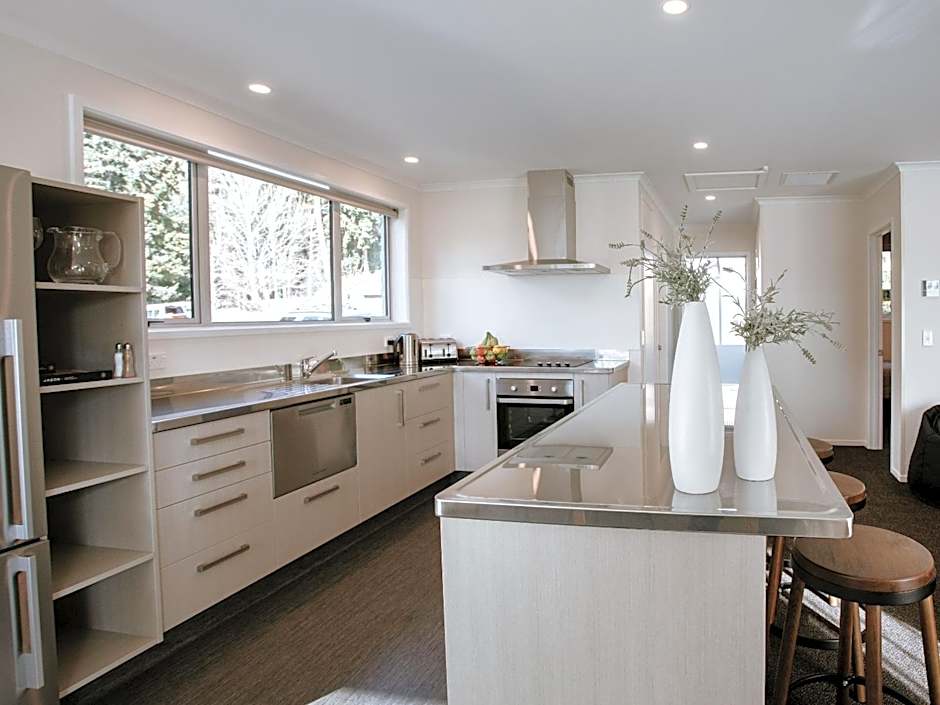 Tasman Holiday Parks - Wanaka