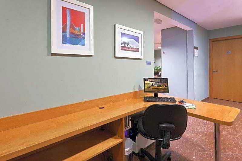 Holiday Inn Express Sumare Avenue