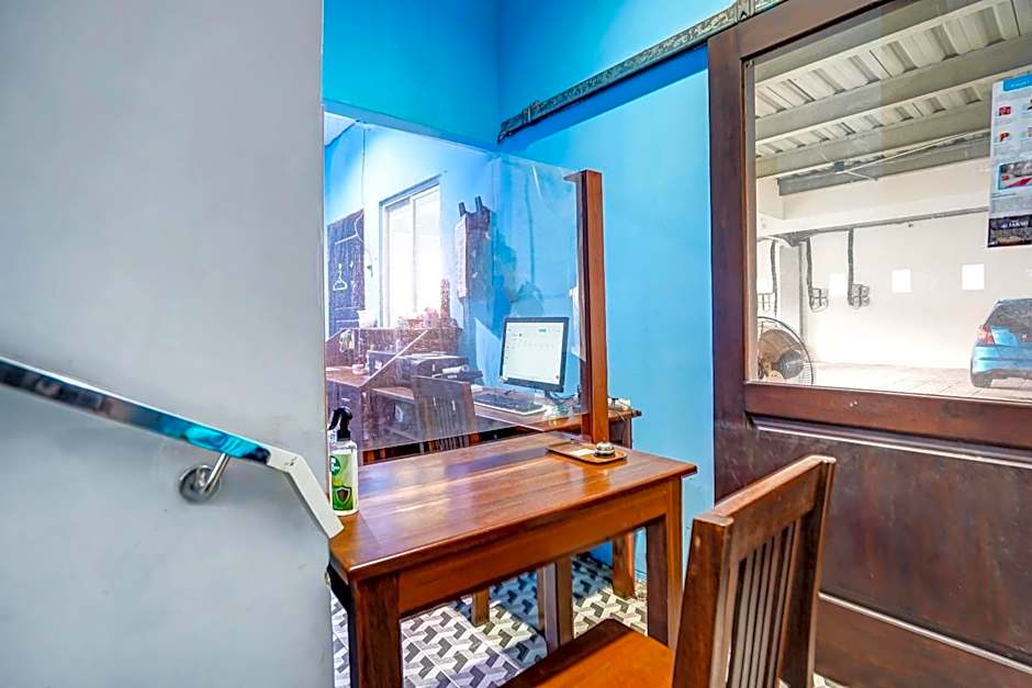 OYO 90889 Dkb Residence