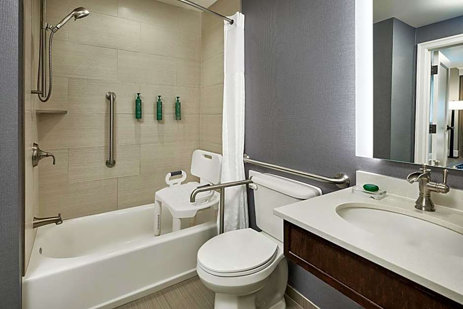 Hotel Alex Johnson Rapid City, Curio Collection by Hilton