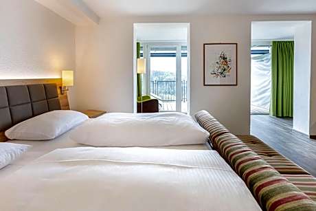 Deluxe Double Room with Balcony