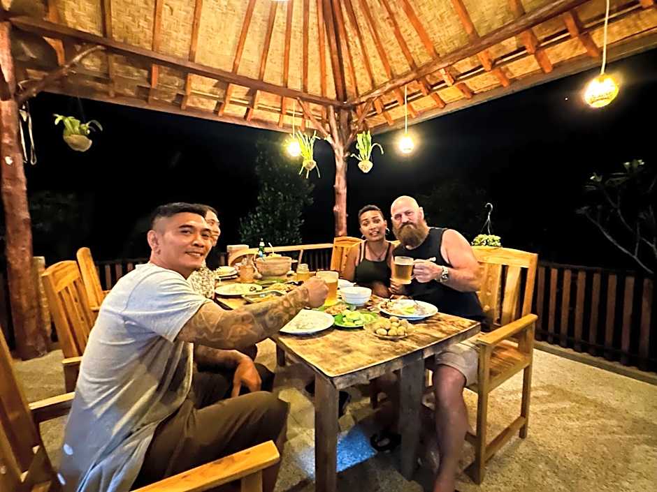 Artomoro Bali
