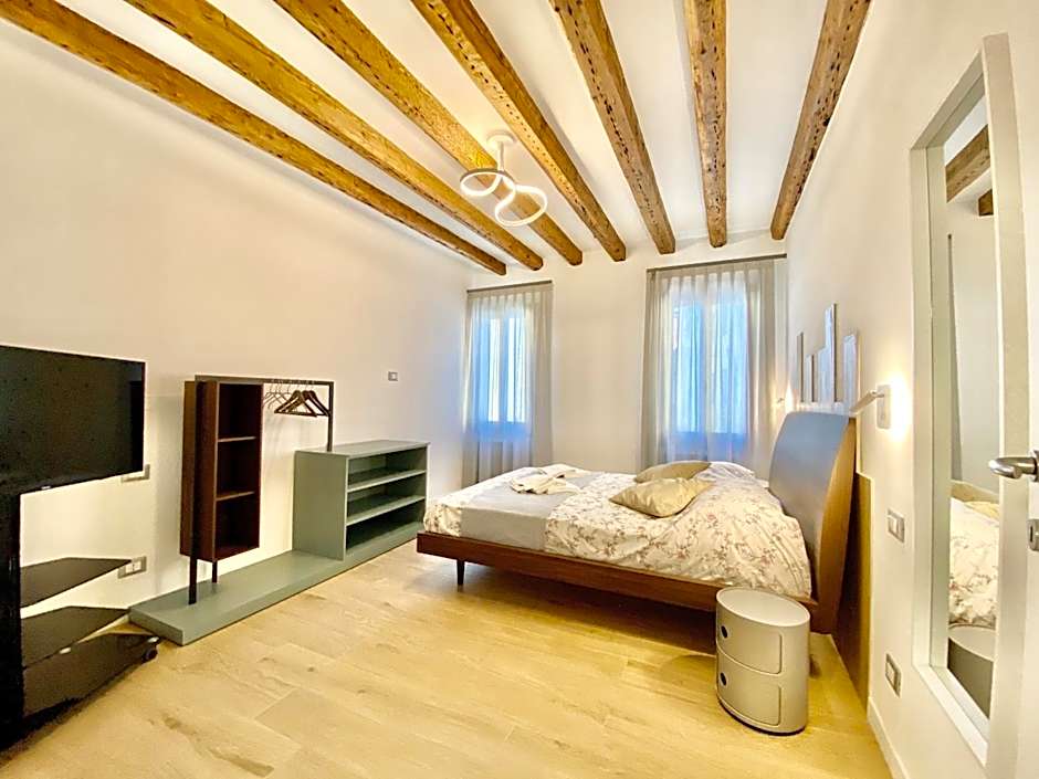 Suite House new apartments wi fi Venice island