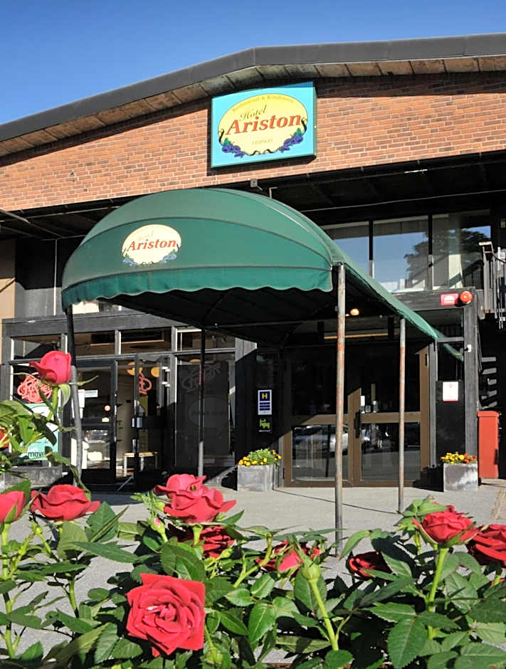 Ariston Hotell