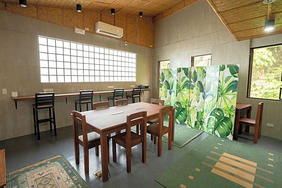 The Circle Hostel La Union