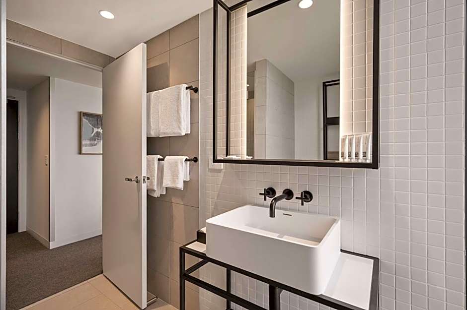 Vibe Hotel Melbourne