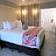 Dragonfly Inn & Suites