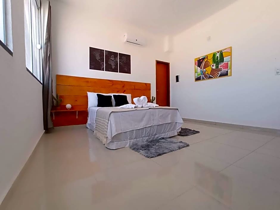 Central Palace Hotel