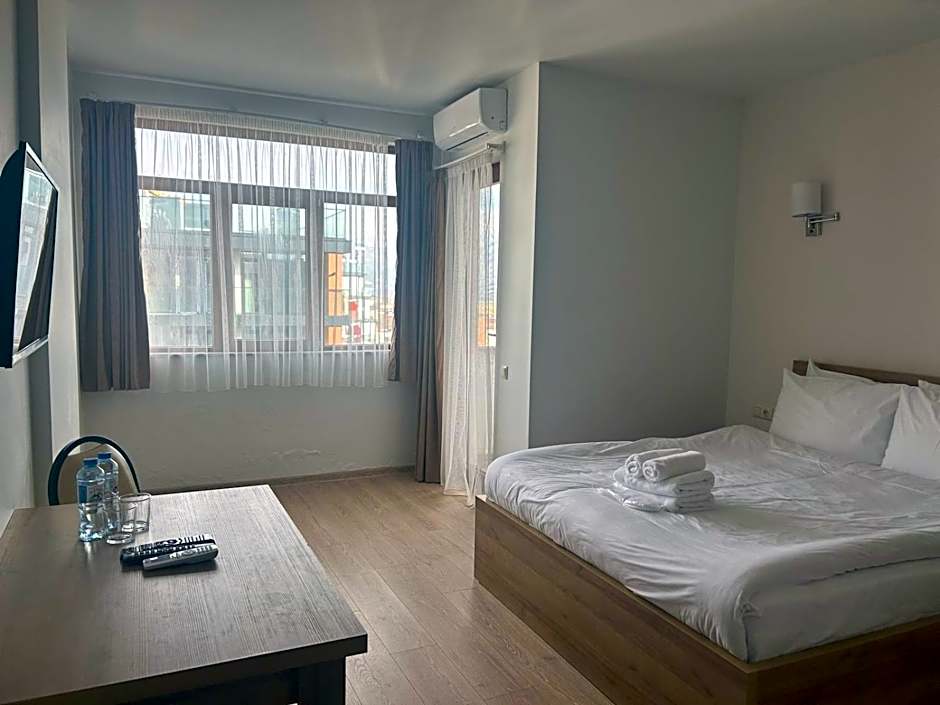 Aqua Batumi Hotel & Apartments