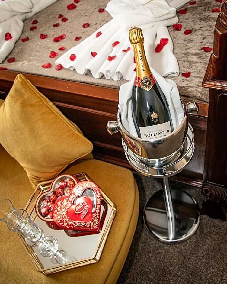 Beaumont Guest House Windermere - Adult Only - Free Car Park & Off Site access to the local Health Centre