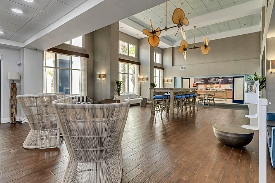 Holiday Inn Express & Suites Destin - Miramar Beach By IHG