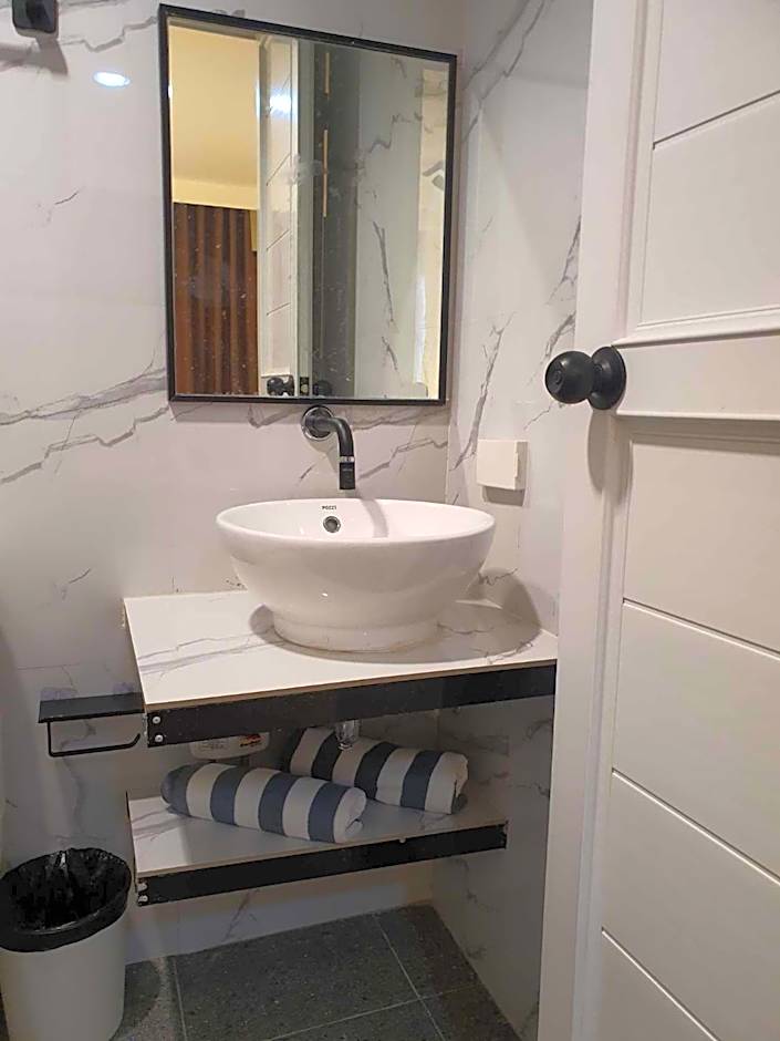 JMC4 Tawala Panglao Bohol near Alona Beach