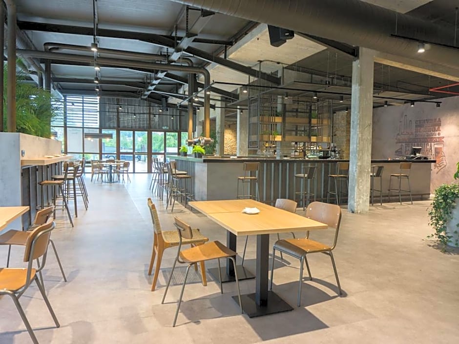 Albergue Monte do Gozo