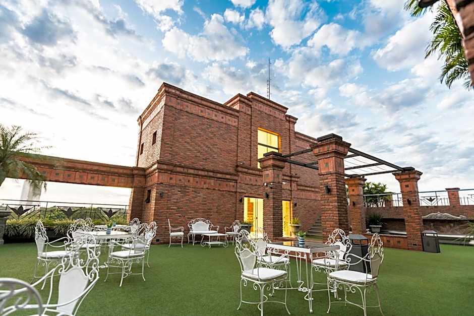 La Mision Hotel Boutique