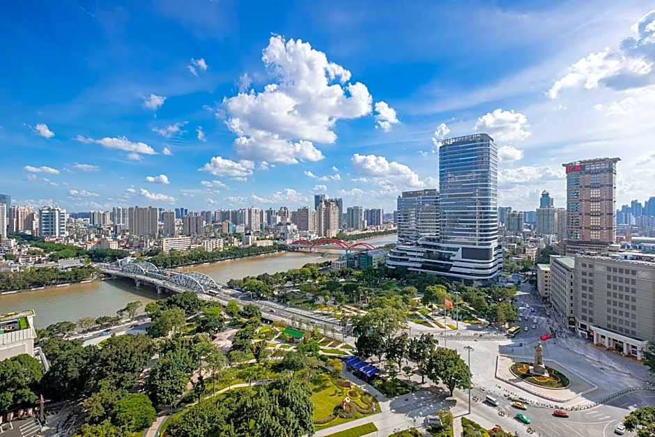 WAIFIDEN Guangzhou HaiZhu Square WanYi Apartment-Canton Fair Free Shuttle Bus