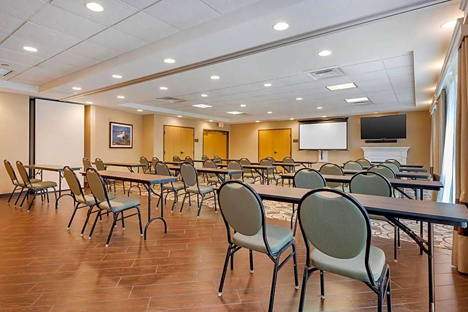 Comfort Suites Lady Lake - The Villages
