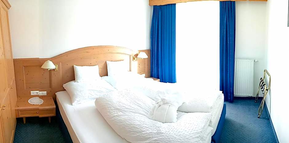 Hotel Alpenruh-Micheluzzi