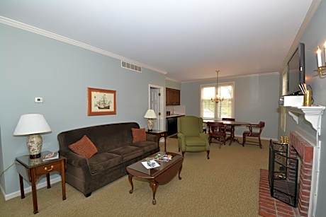 Century Suites Hotel