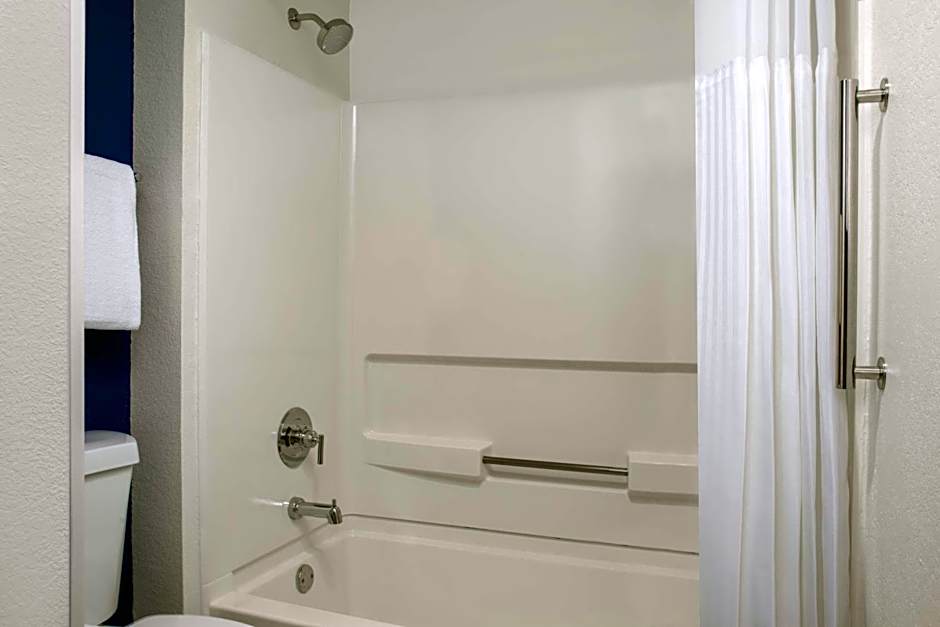 Spark by Hilton Miami Doral