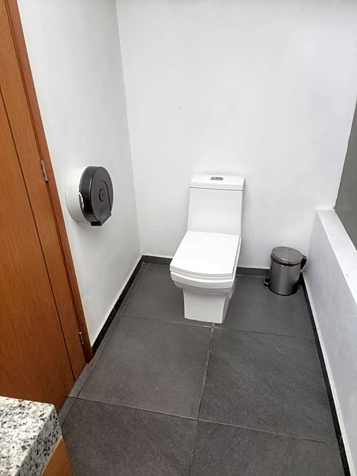 MOTEL PREMIER