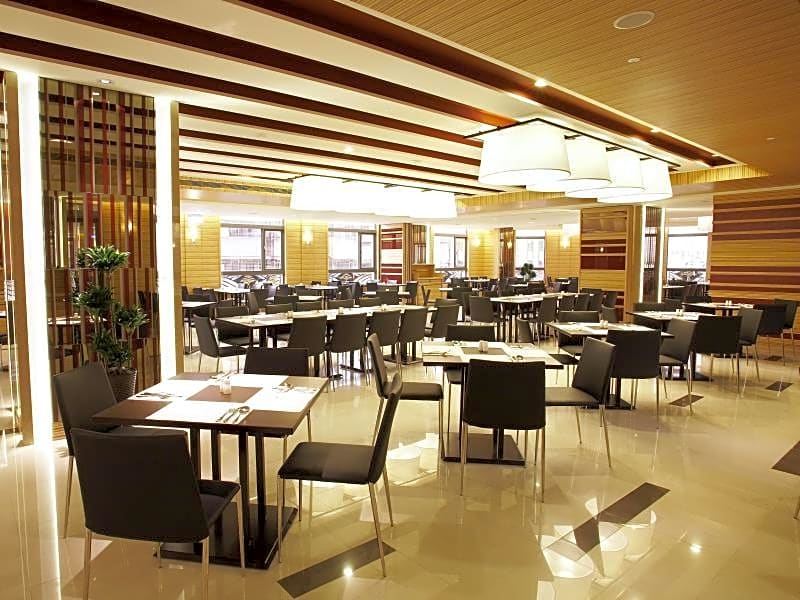 Fullon Hotel Taipei, East