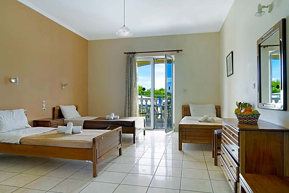 Sandy Maria studio 201