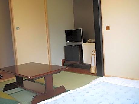 Japanese-Style Twin Room