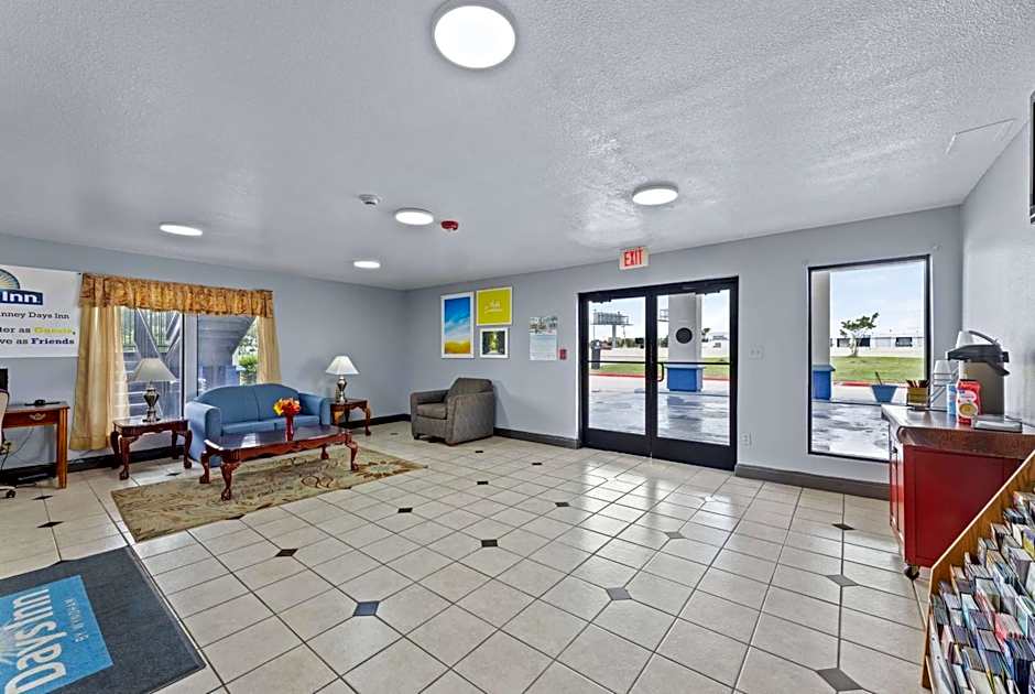 Days Inn by Wyndham McKinney