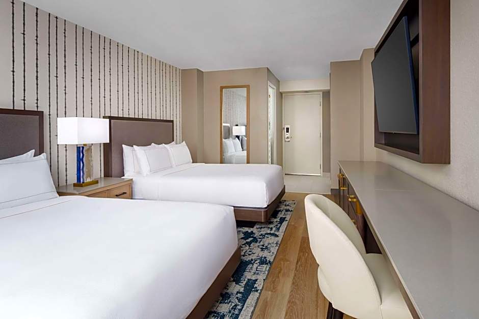 DoubleTree by Hilton Charlotte City Center