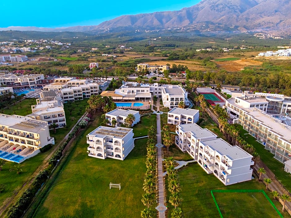 Delfina Tropic Beach