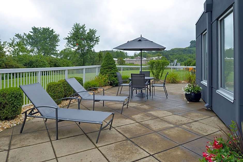 Fairfield Inn & Suites by Marriott Pittsburgh New Stanton