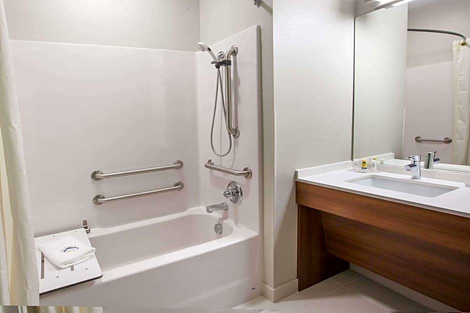 Microtel Inn & Suites By Wyndham Tioga