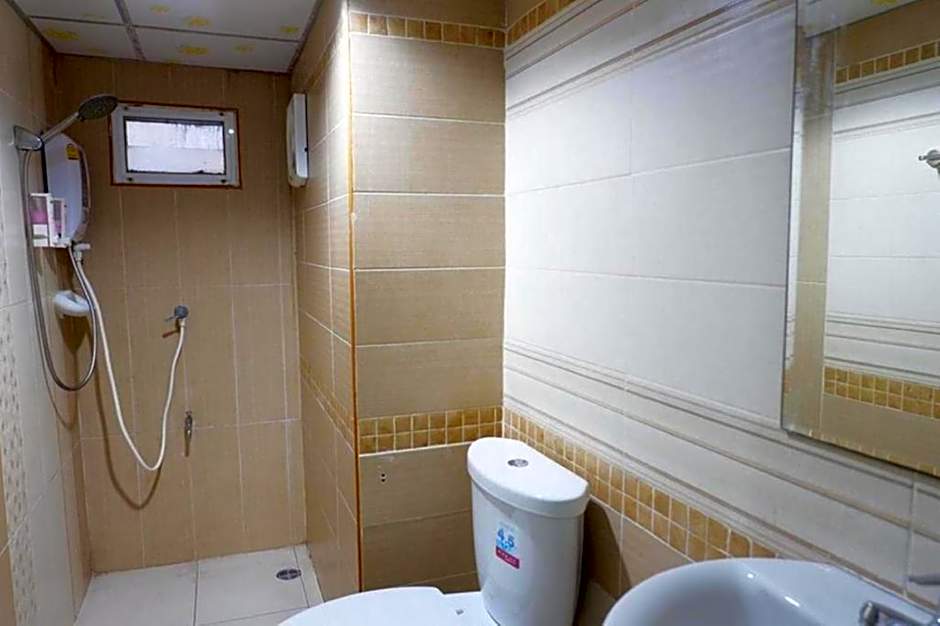 Chic Hotel Suratthani