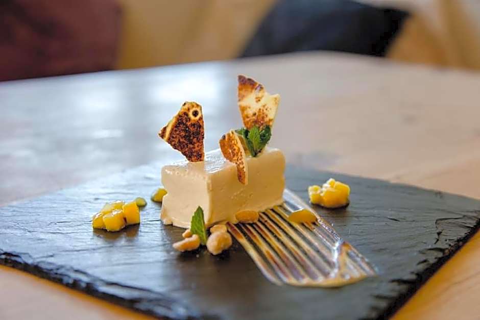 The Birdham Hotel & Restaurant