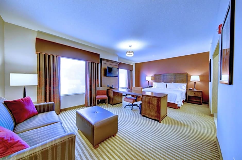 Hampton Inn By Hilton And Suites Harrisburg/North, Pa