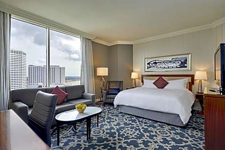 Premium River View King Hearing Accessible