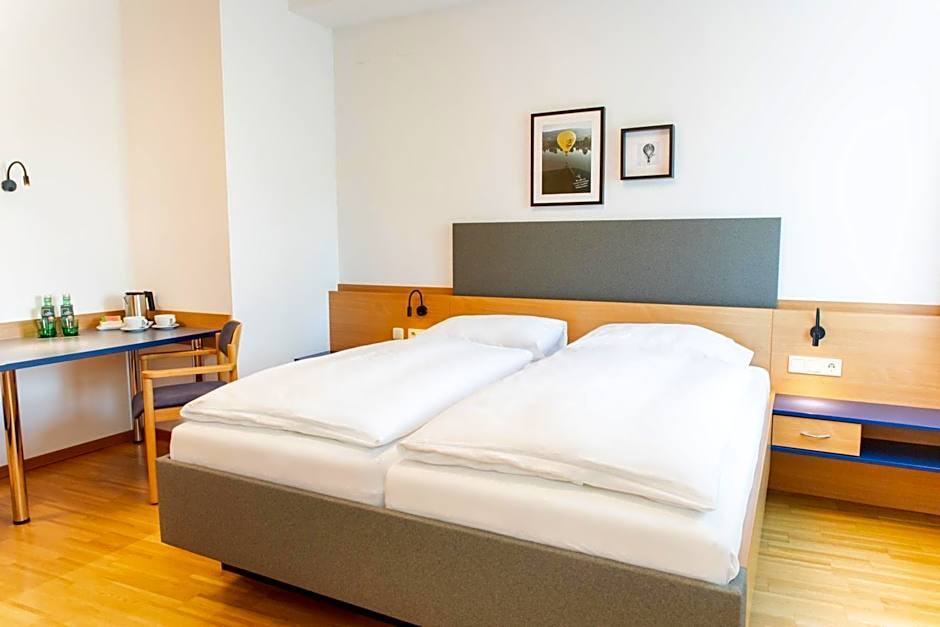 JUFA Hotel Garni Stubenberg am See