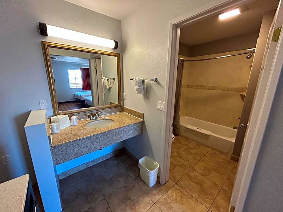 Studio 6 Mojave, CA - Airport