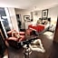 James Clow Bed & Breakfast & Apartments