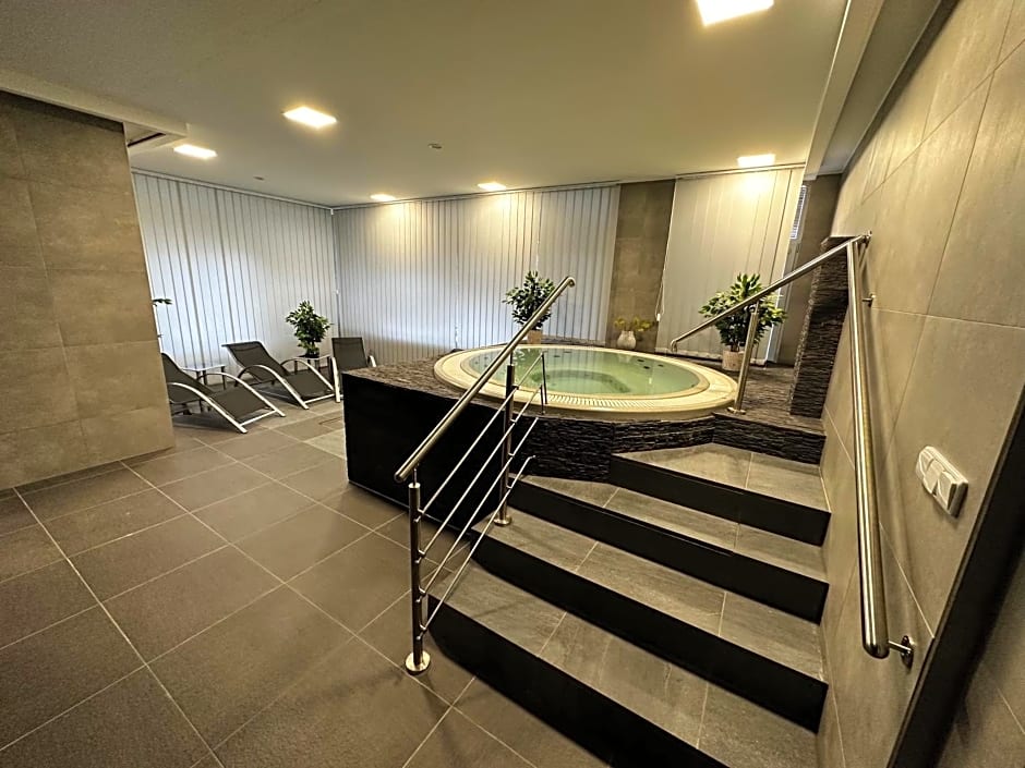 Horský hotel Jelenovská s bazénem v ceně