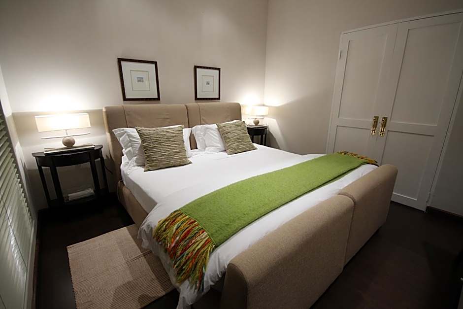 Dundi Lodge