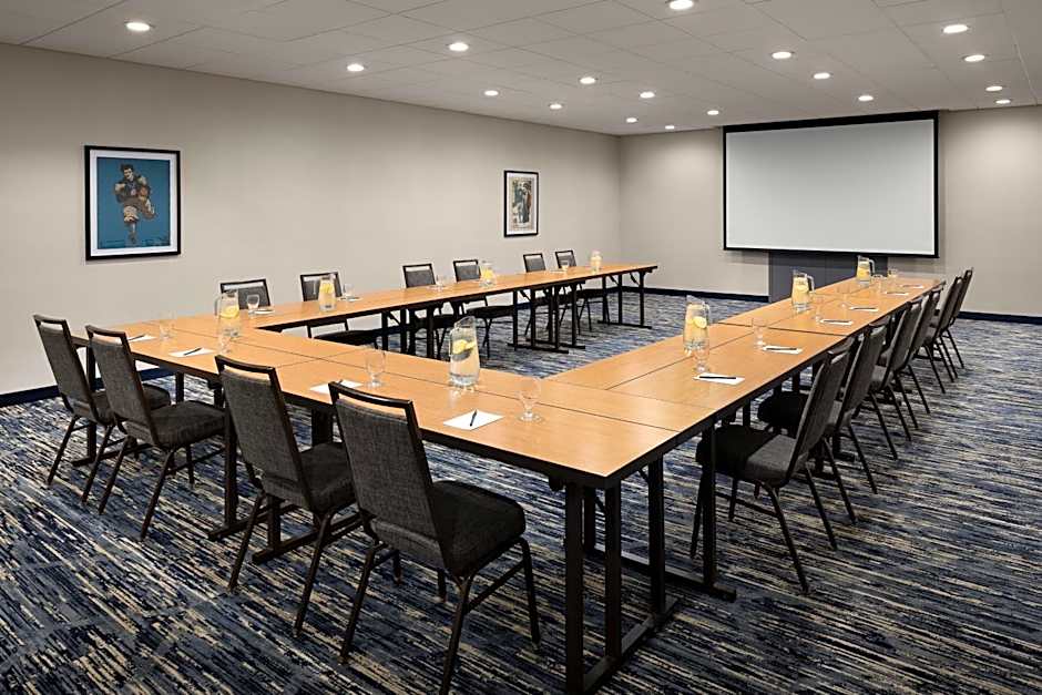 Courtyard by Marriott New Haven at Yale