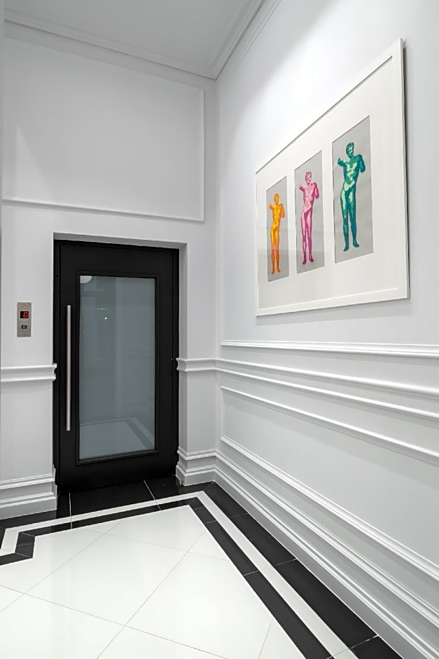 Praxitelous Luxury suites