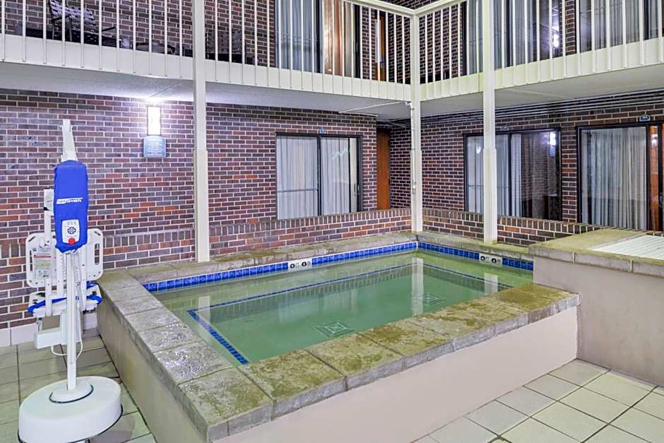 Best Western Kelly Inn