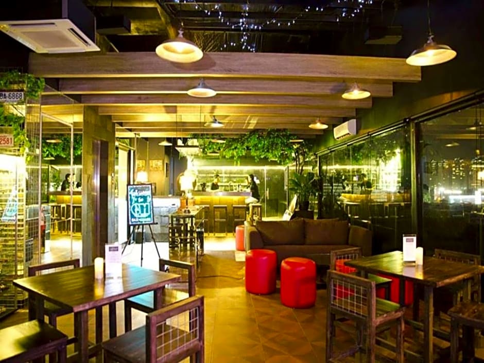Dcozie Hotel