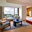 DoubleTree by Hilton Shenzhen Airport Residences