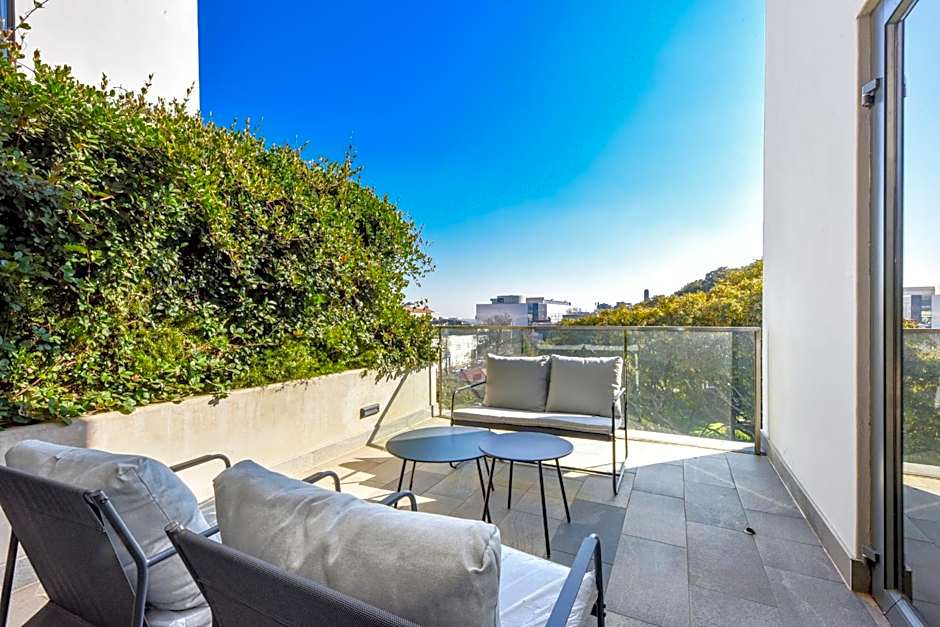 The Park Central Residence - WITH GENERATOR